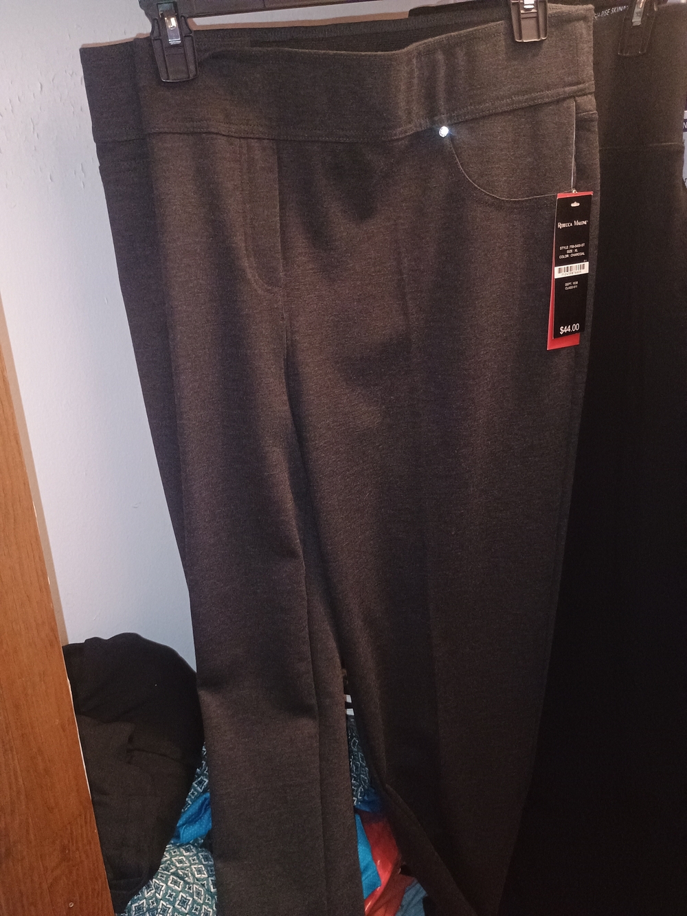Rebecca Malone Women's Stretch Straight-Leg Pants in Charcoal